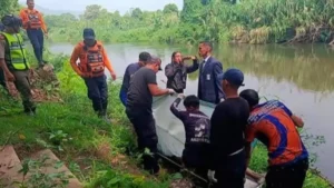 «Localizan cuerpo de mujer desaparecida en las aguas del río Aragüita» o «Tras varios días de búsqueda, hallan sin vida a sexagenaria en el río Aragüita